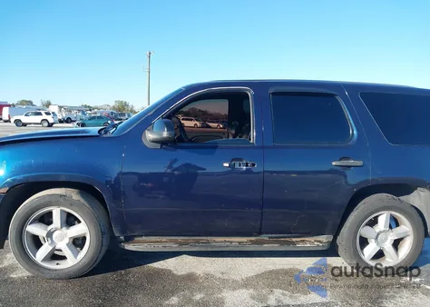 2007 Chevrolet Tahoe Police z USA, uszkodzony, nr VIN 1GNEC03077R406864